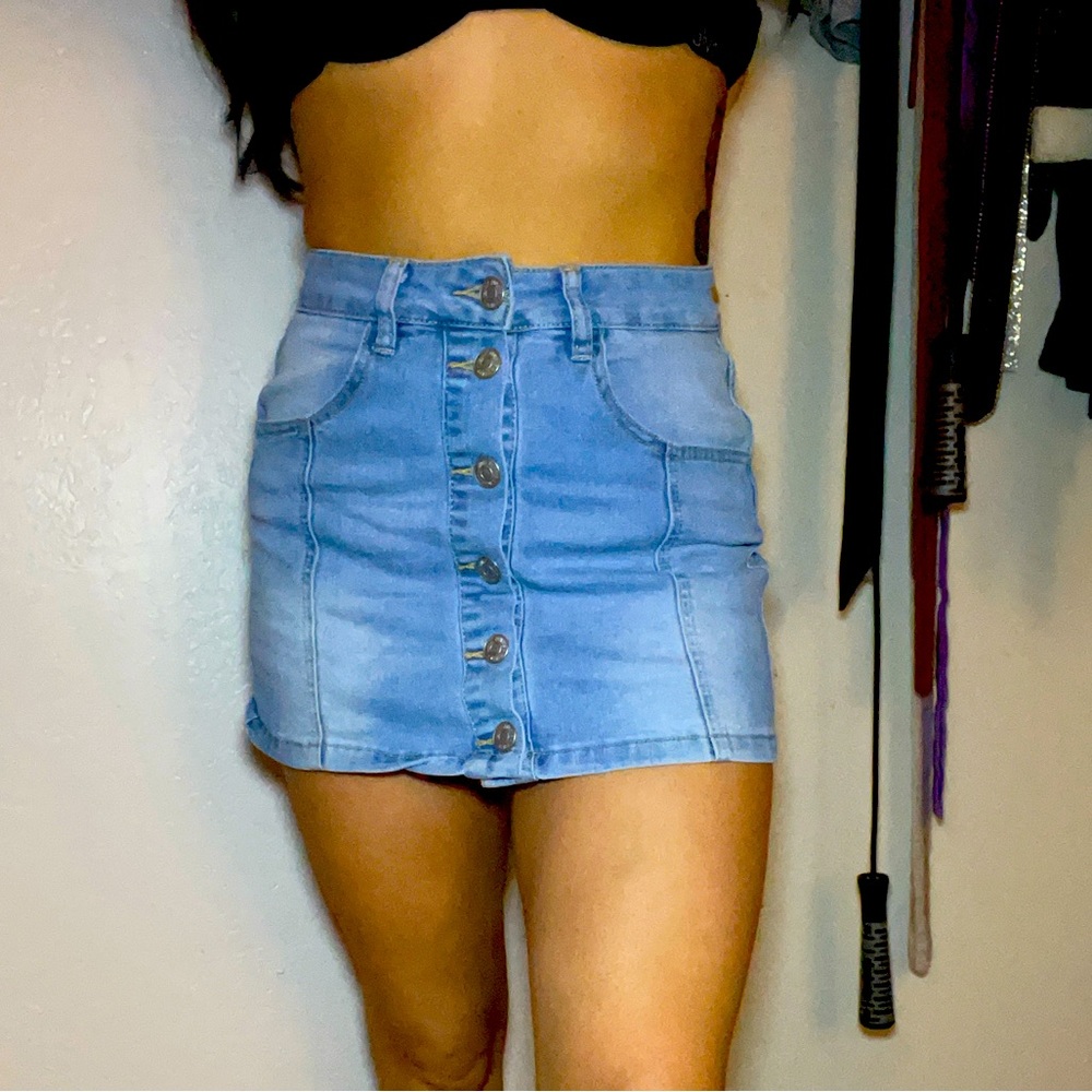 Almost famous high rise denim button up skirt. Size 1